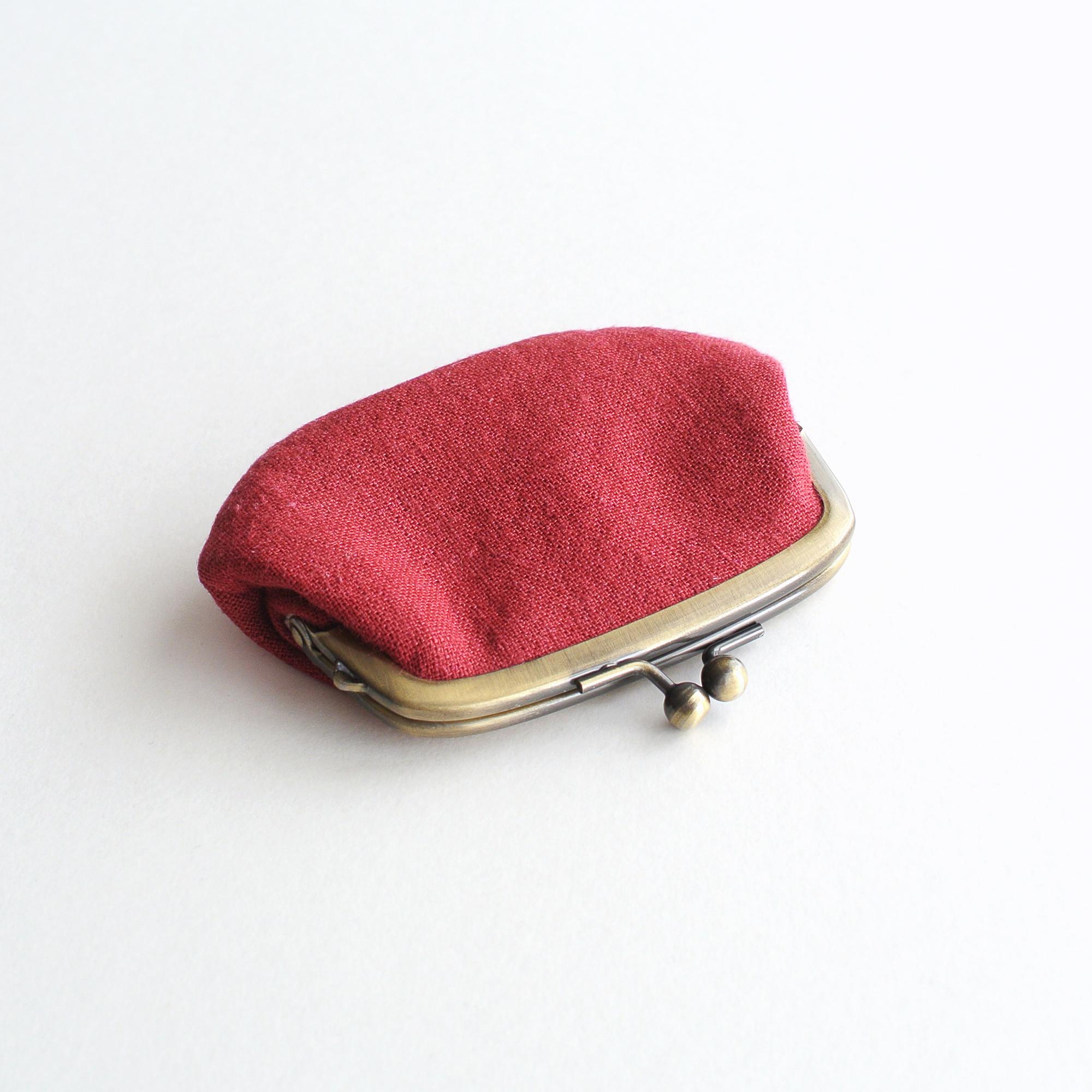 リネンとインド刺繍リボンのミニがま口 　赤 | 5枚目