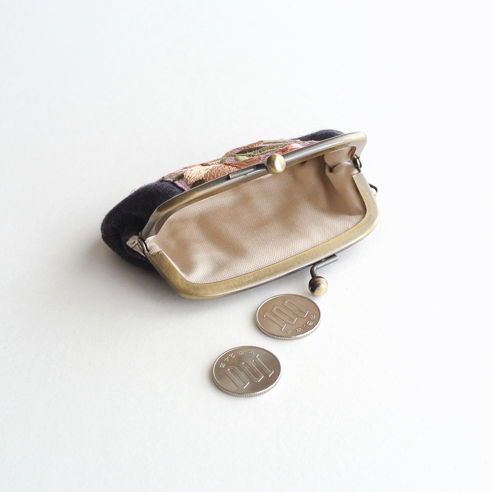 リネンとインド刺繍リボンのミニがま口 　ダークグレー | 3枚目