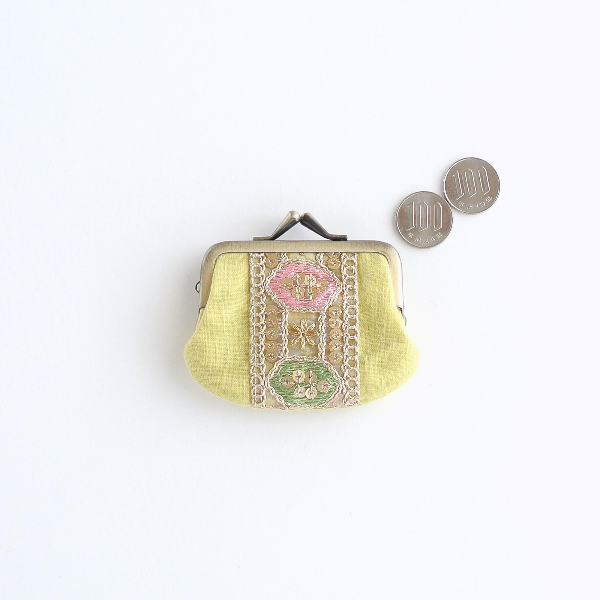 インド刺繍リボンのミニがま口　イエロー | 8枚目