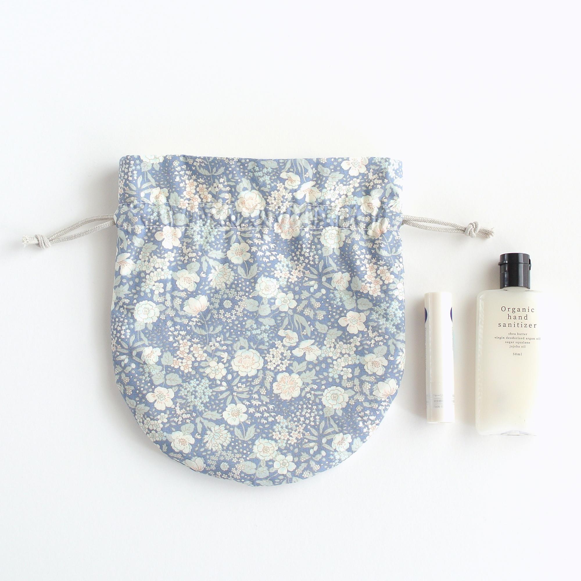 ぽってりかわいい巾着ポーチ　大人花柄ブルー | 5枚目