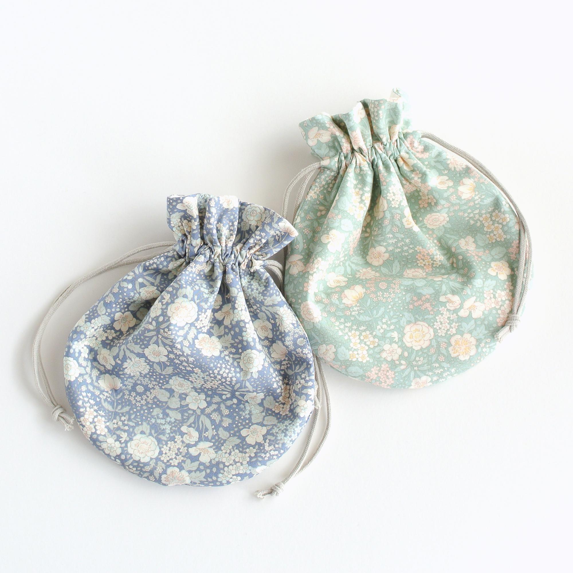 ぽってりかわいい巾着ポーチ　大人花柄ブルー | 6枚目