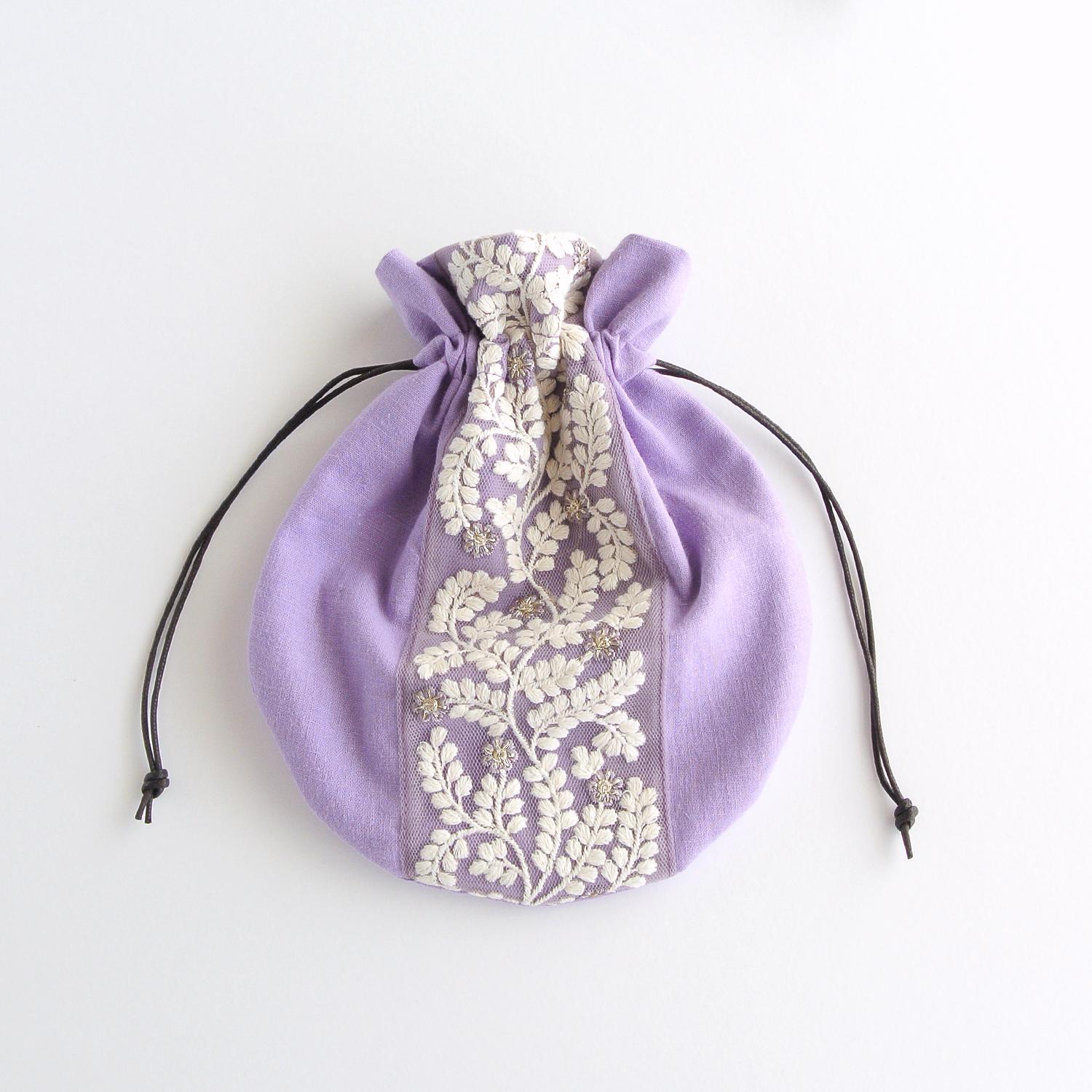 インド刺繍リボンの巾着ポーチ