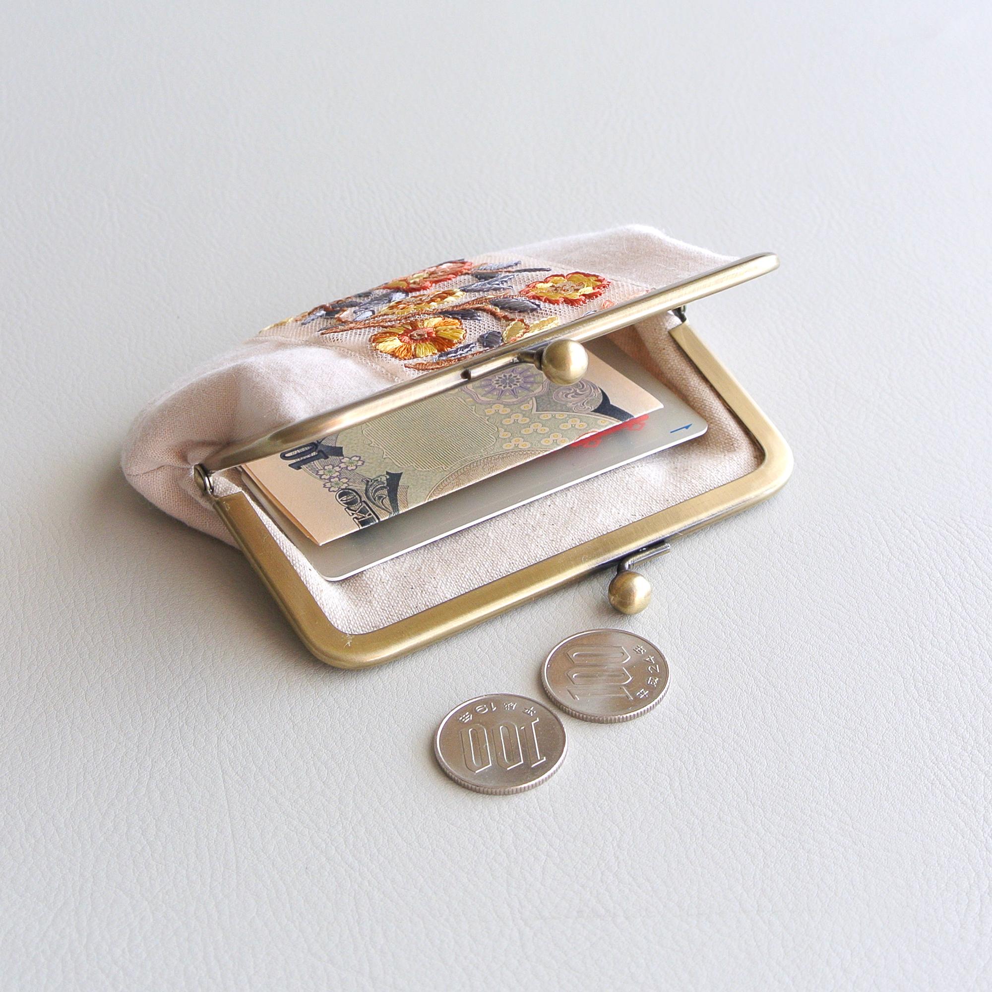 インド刺繍リボンのシンプルながま口 　ベージュ　ミニ財布 | 4枚目
