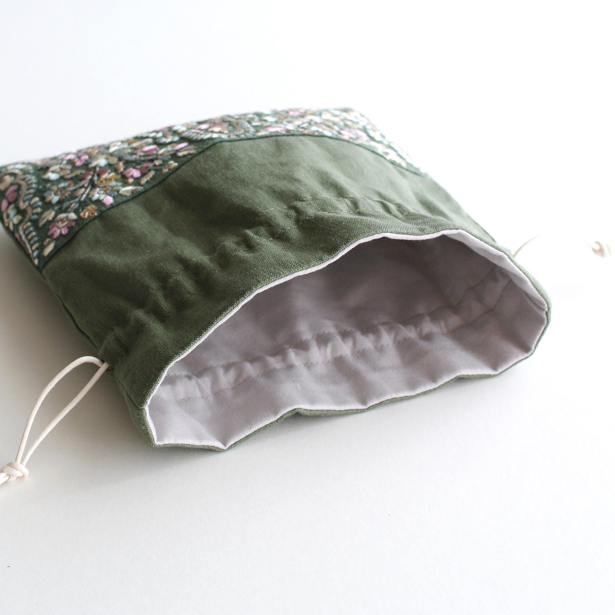 リネンとインド刺繍リボンの巾着ポーチ 　グリーン | 3枚目