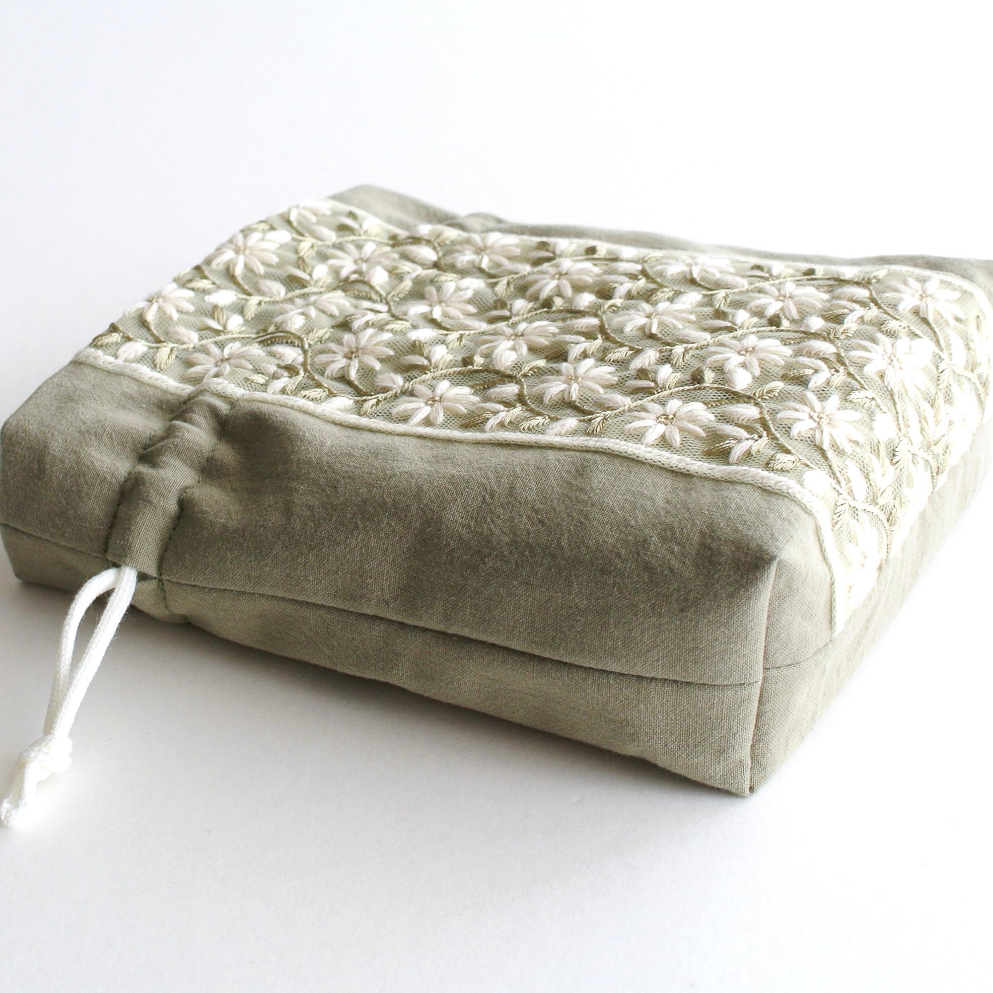 インド刺繍リボンのマチのある巾着ポーチ 　グリーン | 4枚目