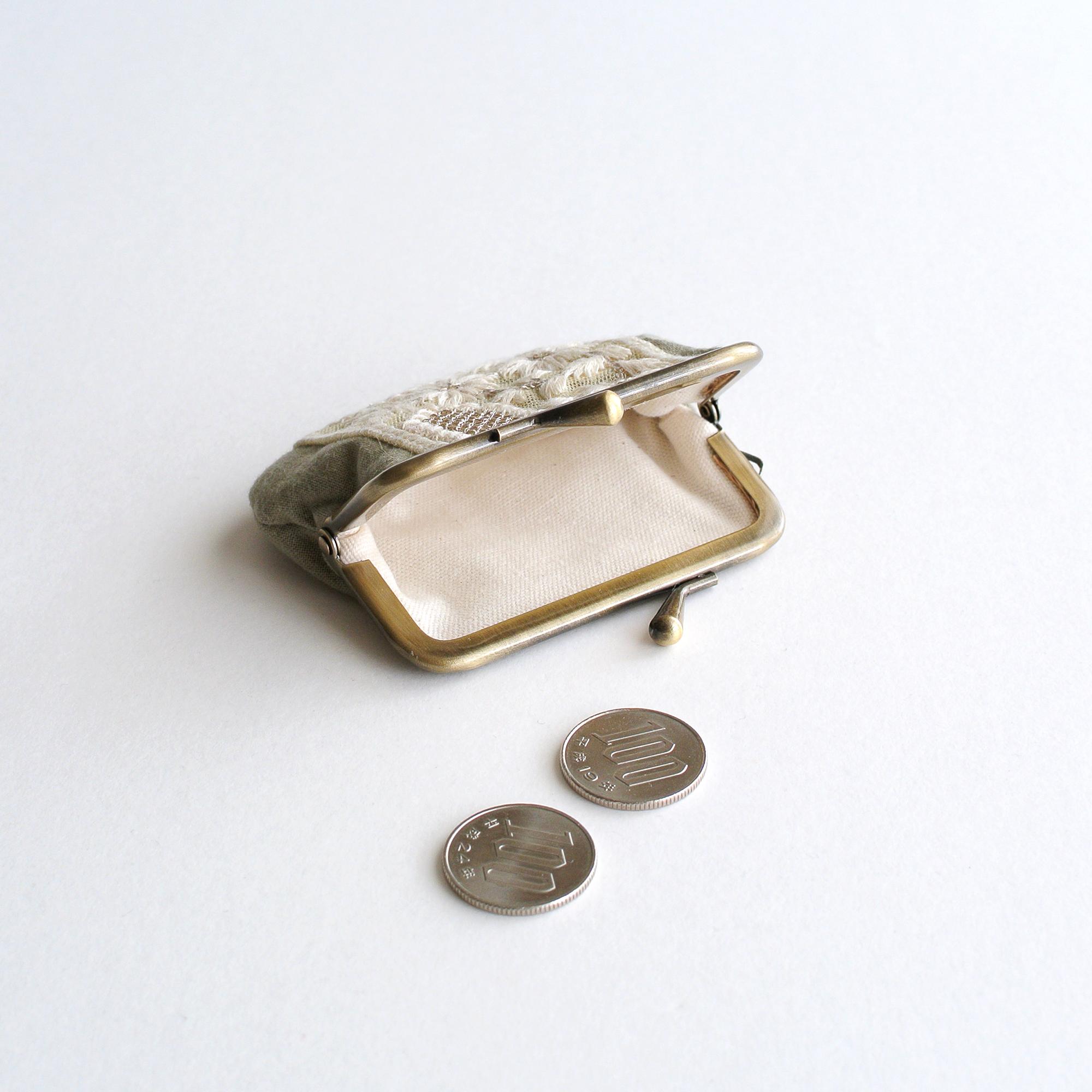 インド刺繍リボンのミニがま口　グリーン | 3枚目