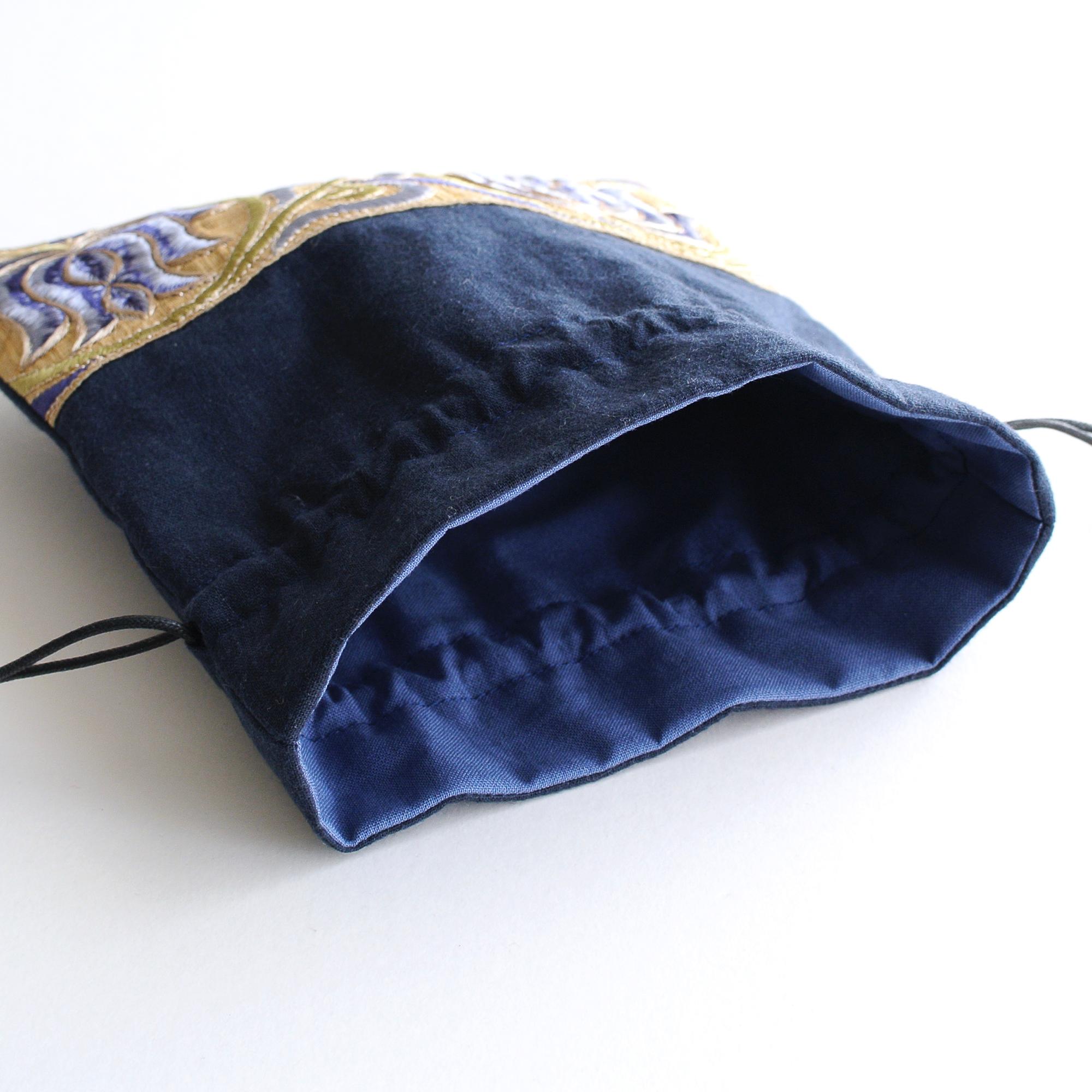 インド刺繍リボンの巾着ポーチ  　ネイビー | 3枚目