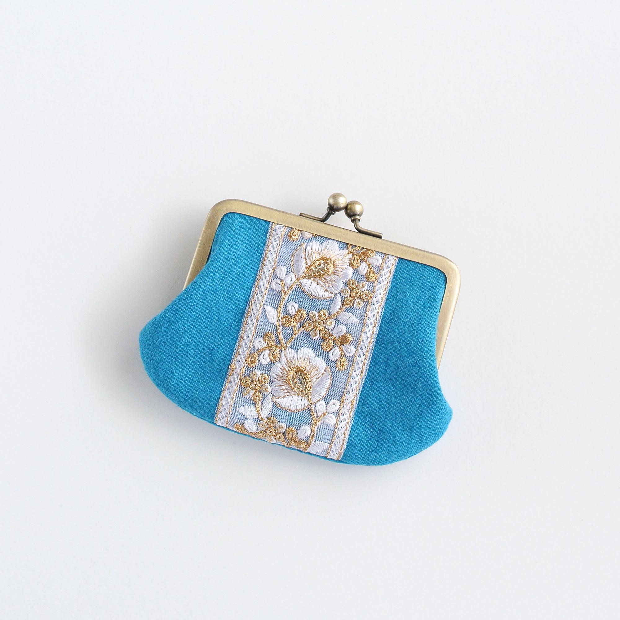 インド刺繍リボンのシンプルながま口 　ミニ財布　ブルー