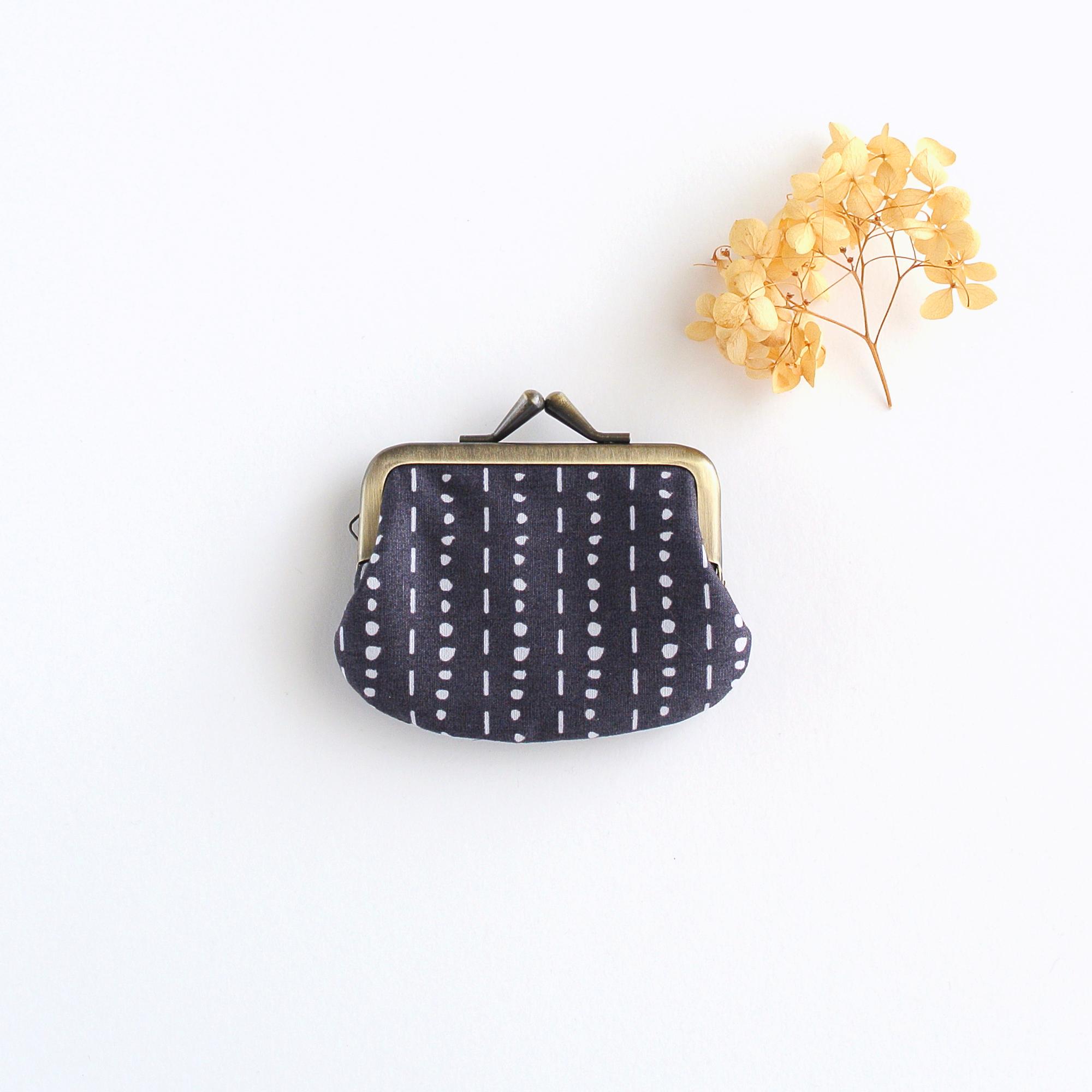 ミニがま口　点と線/グレー