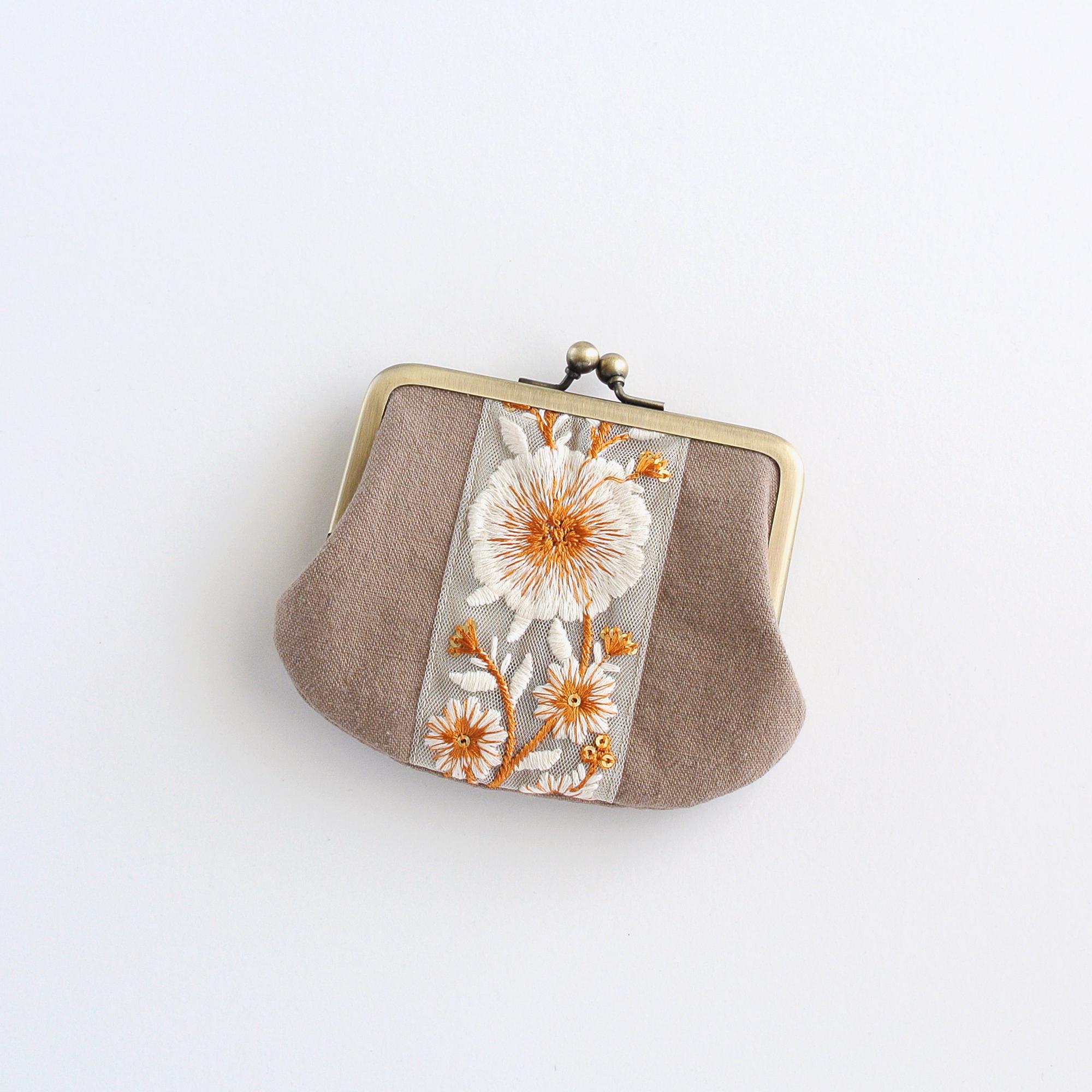 インド刺繍リボンのシンプルながま口　ブラウン