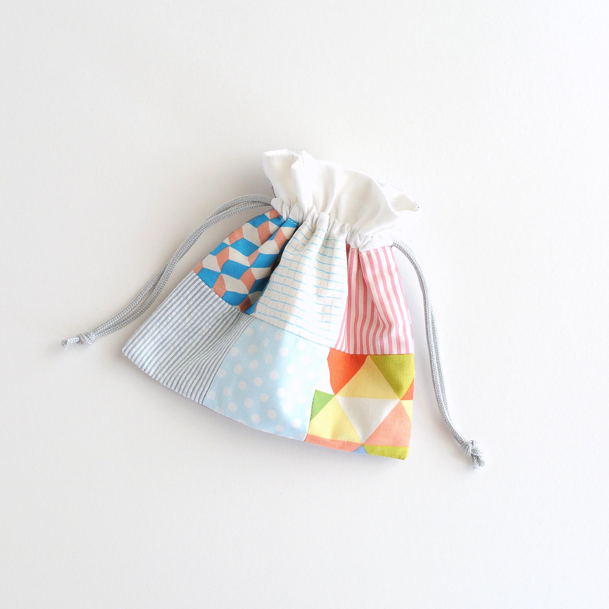 パッチワークの巾着ポーチ31枚目の画像