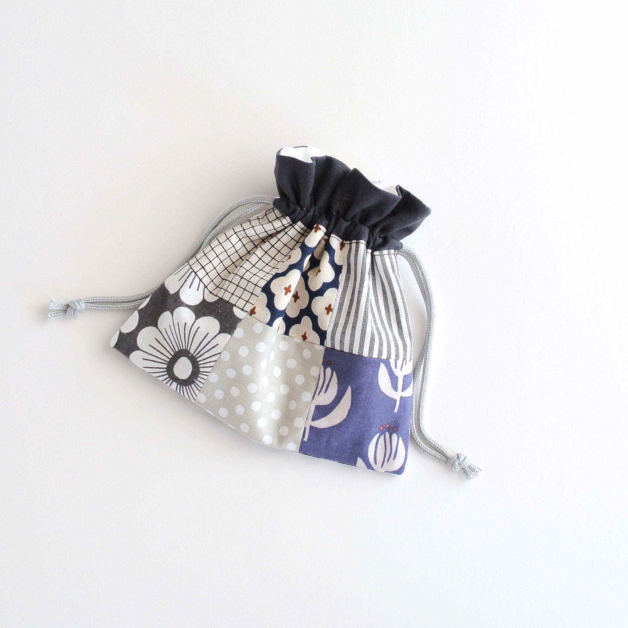 パッチワークの巾着ポーチ11枚目の画像