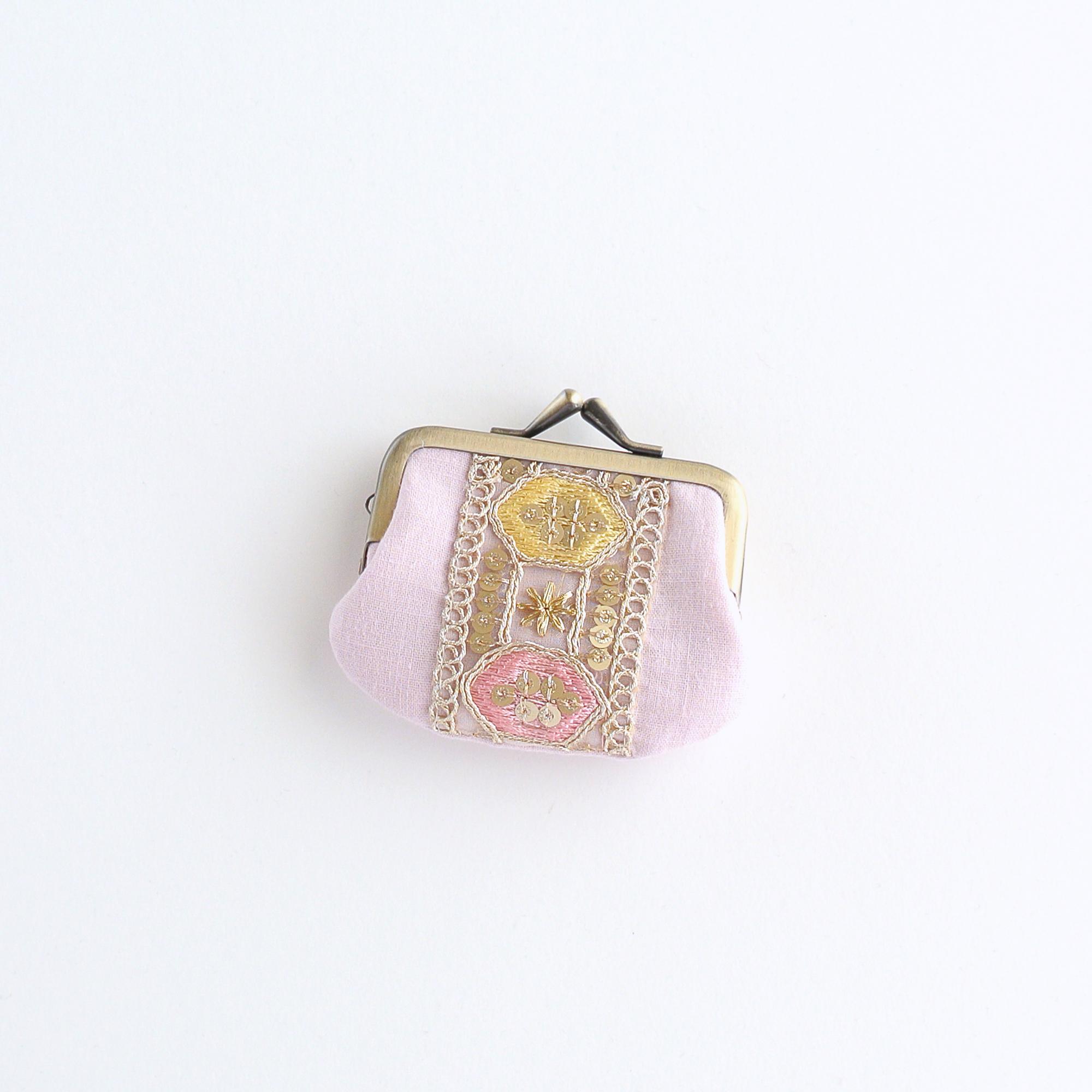 インド刺繍リボンのミニがま口 ピンク1枚目の画像